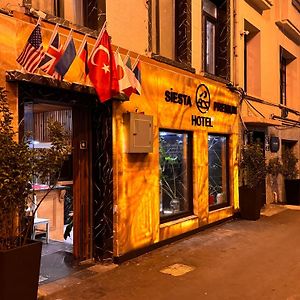 GANJ Hotel